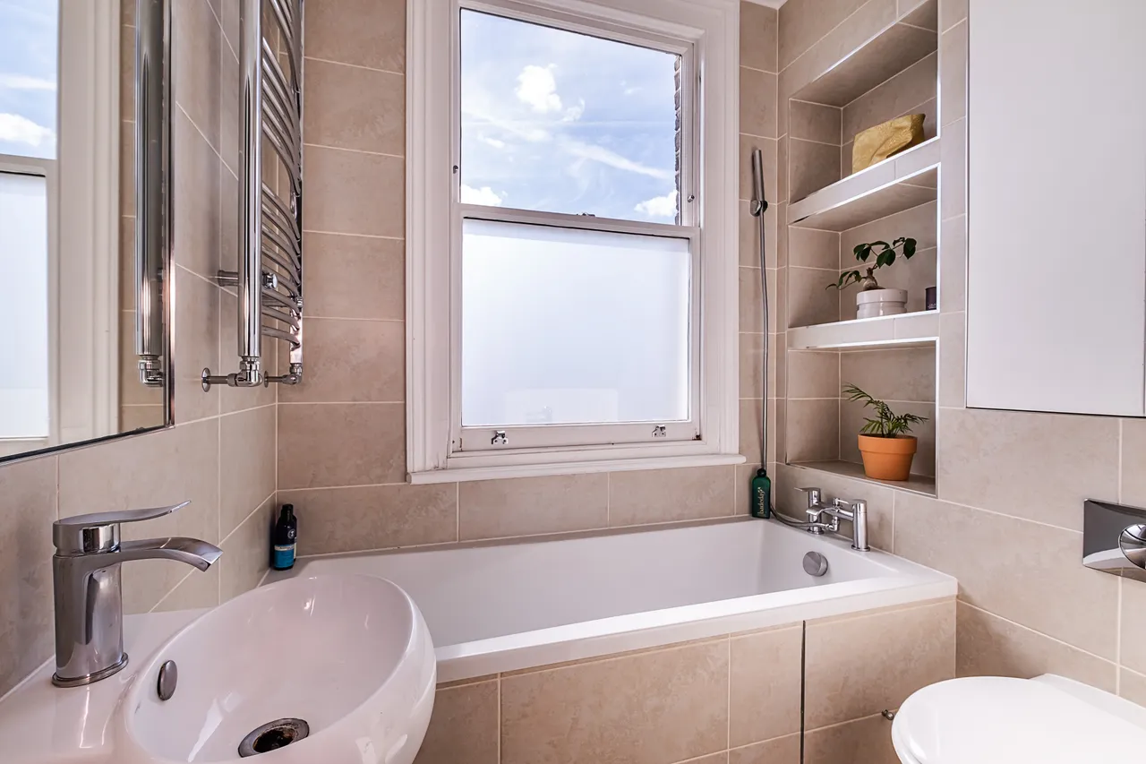 Gauden Road, London, SW4, photo 17