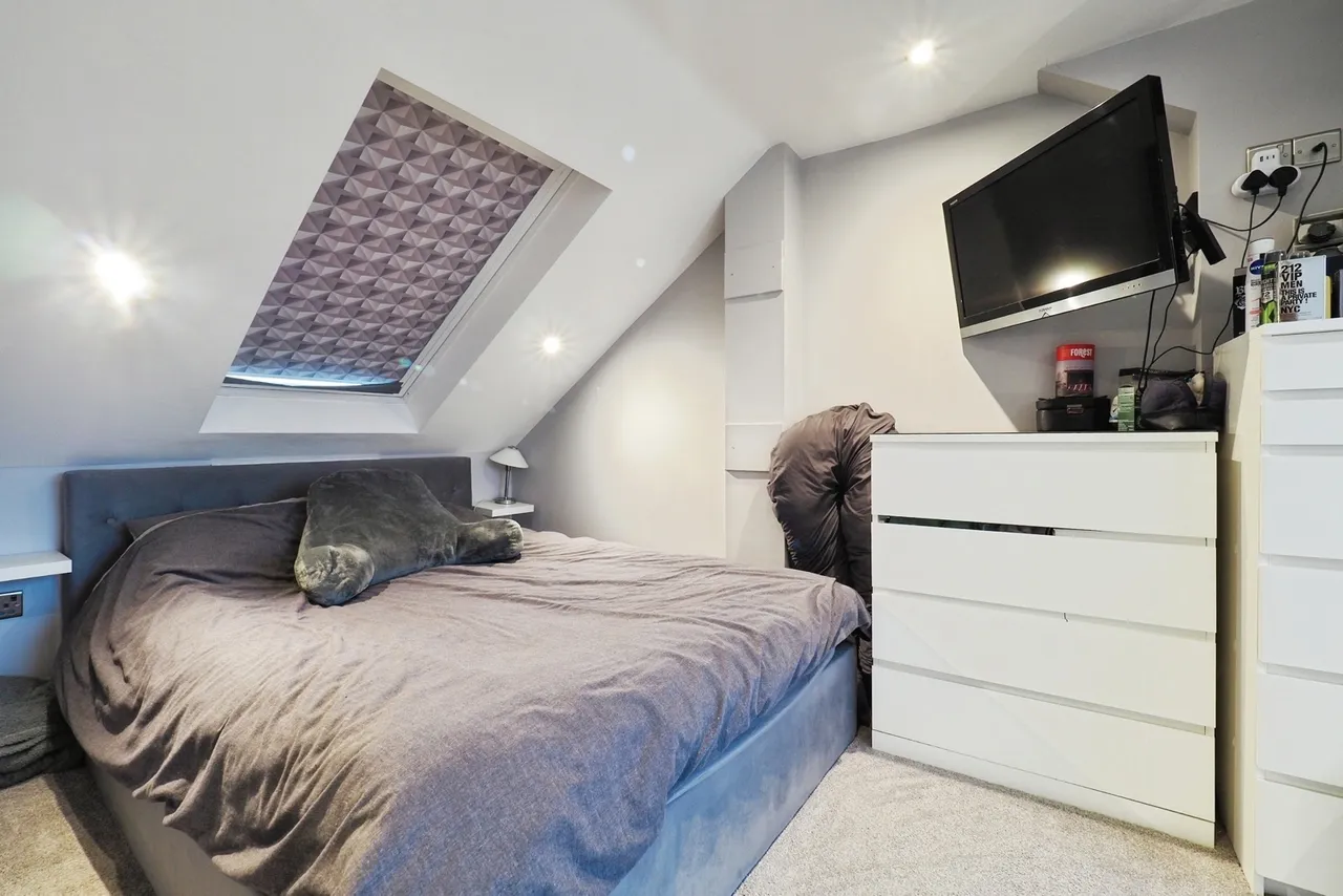 Stornoway Court, Beeston, Nottingham, Nottinghamshire, NG9, photo 13