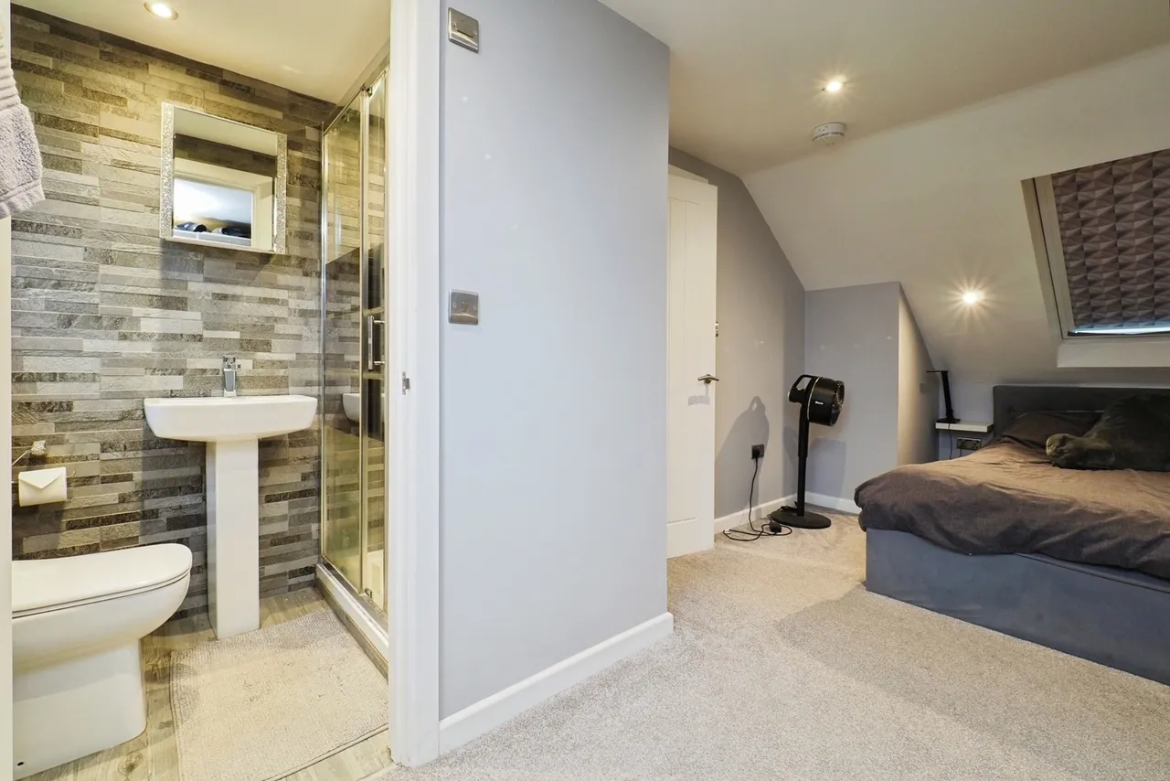 Stornoway Court, Beeston, Nottingham, Nottinghamshire, NG9, photo 18