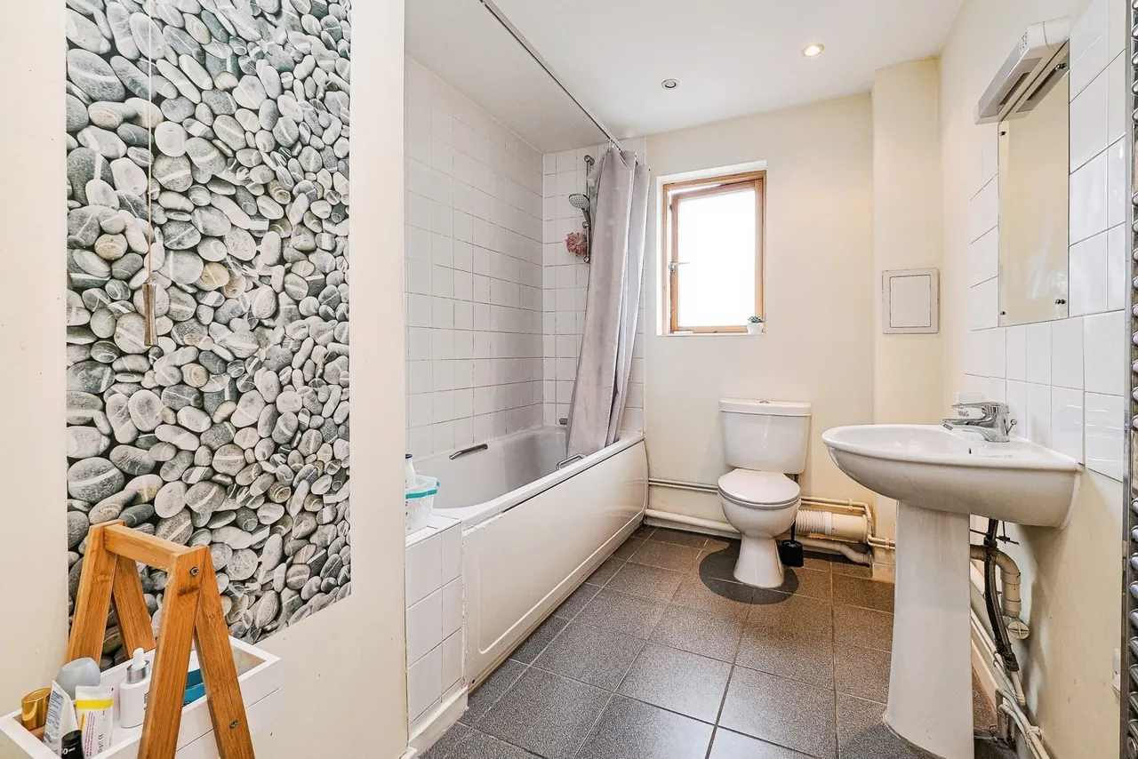 Stratford Road, LONDON, London, E13, photo 15