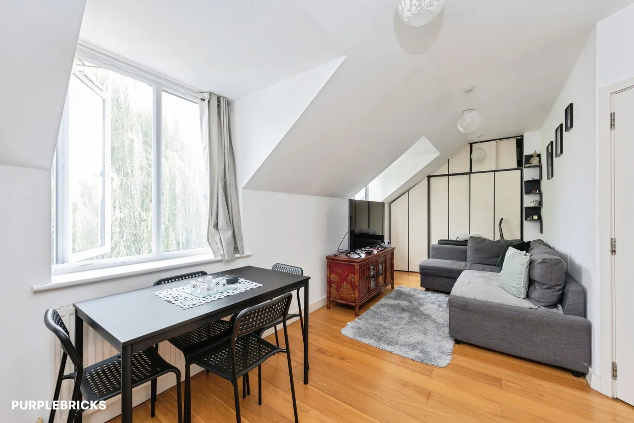 Cottington Road, Feltham, TW13, photo 8