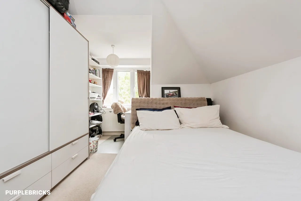 Cottington Road, Feltham, TW13, photo 14