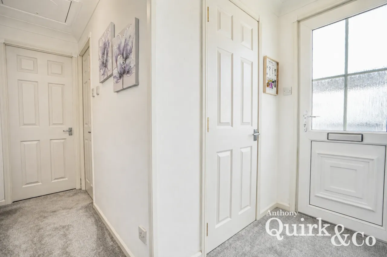 Creek Road, Canvey Island, SS8, photo 12
