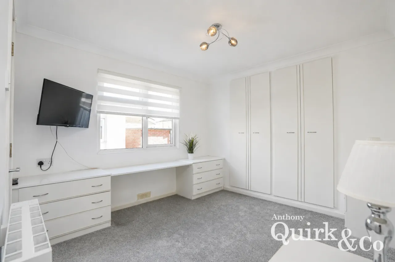 Creek Road, Canvey Island, SS8, photo 6