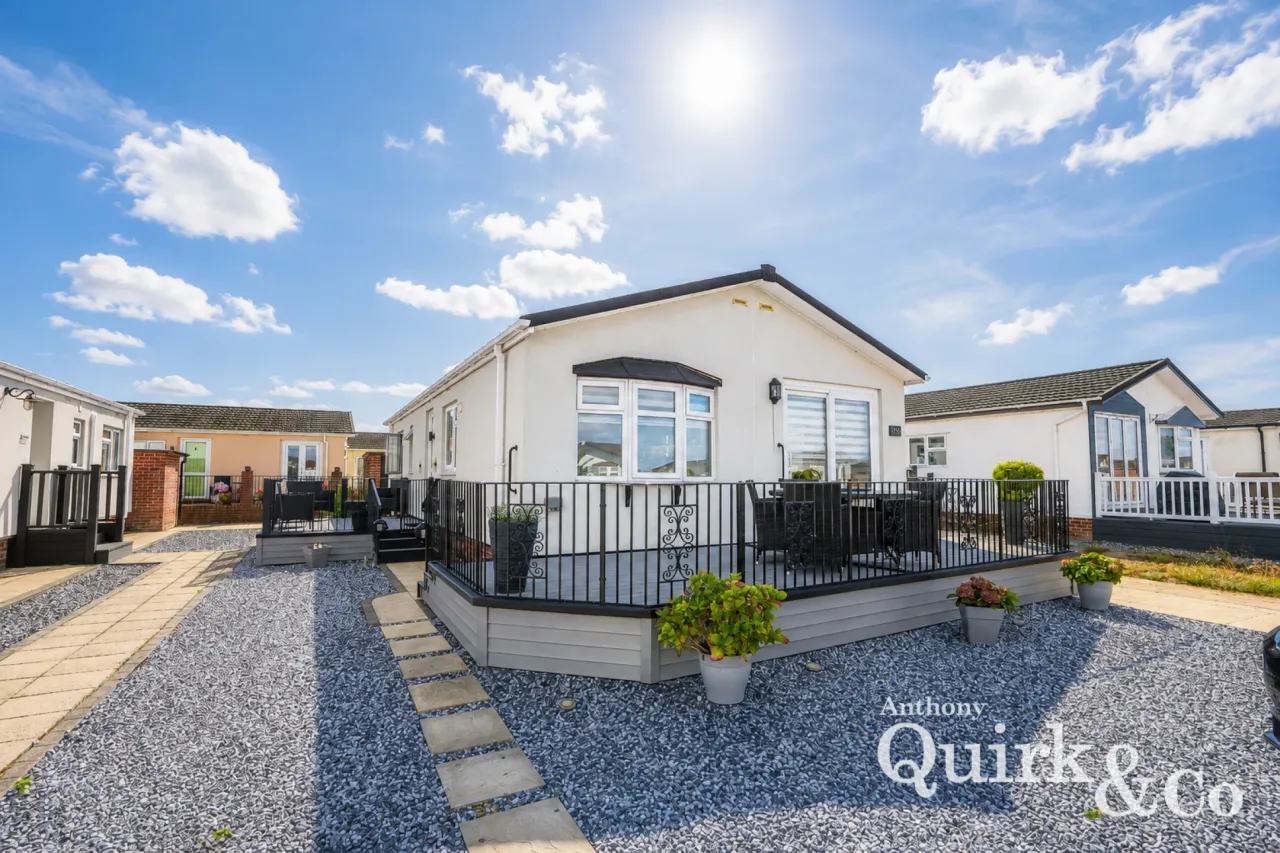 Creek Road, Canvey Island, SS8, photo 13