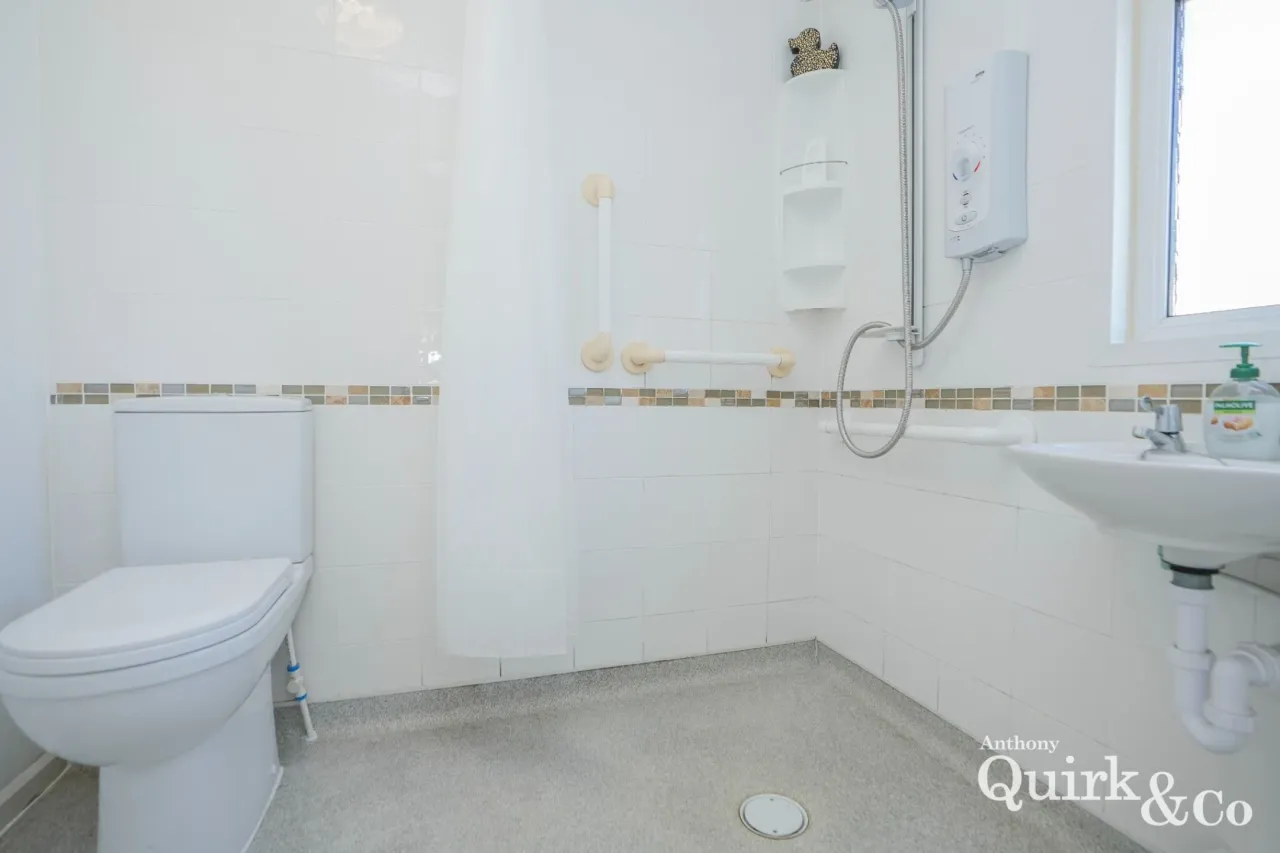 Creek Road, Canvey Island, SS8, photo 8