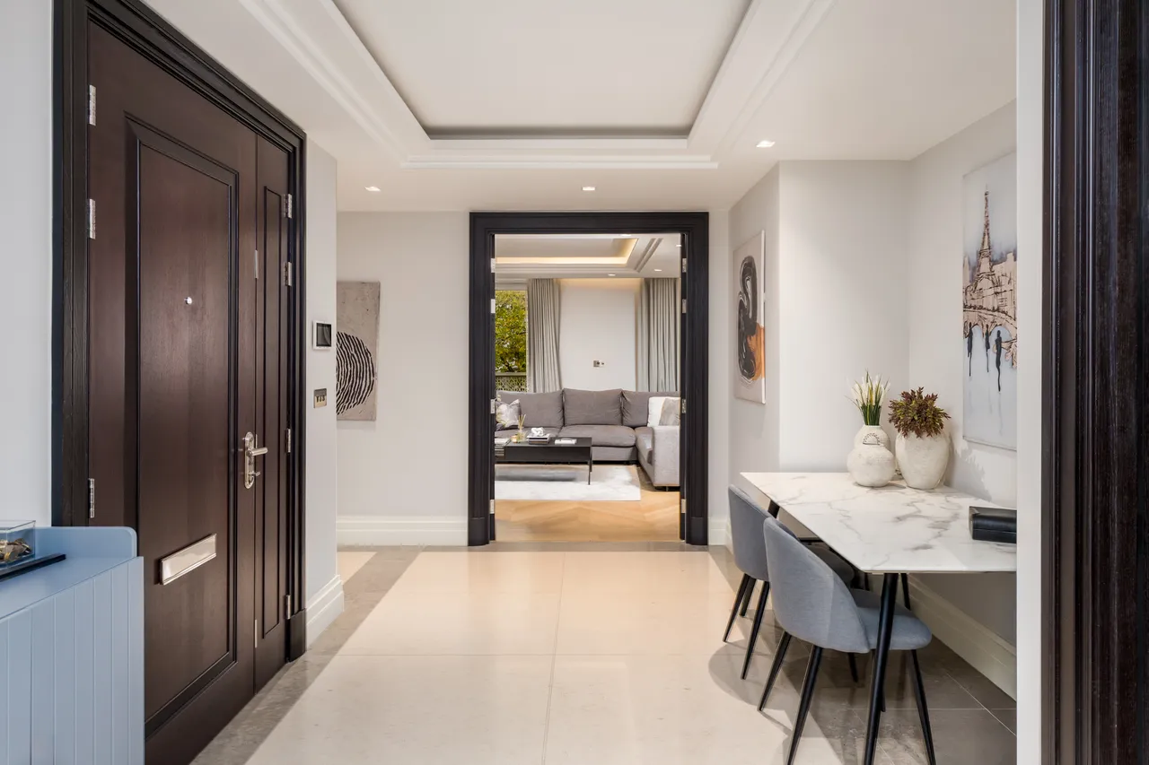 Strand, Clement House, Westminster, London, photo 5