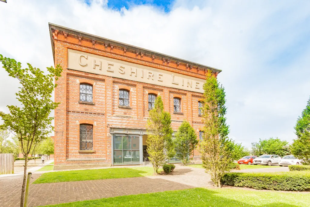 2 bed flat to rent — Central Way, Warrington, WA2