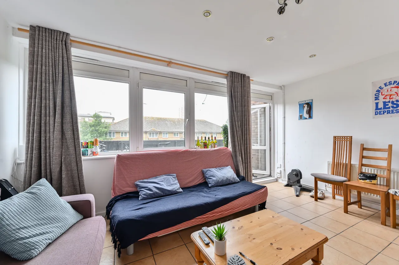 70 Dovet Court, Mursell Estate, London, photo 2