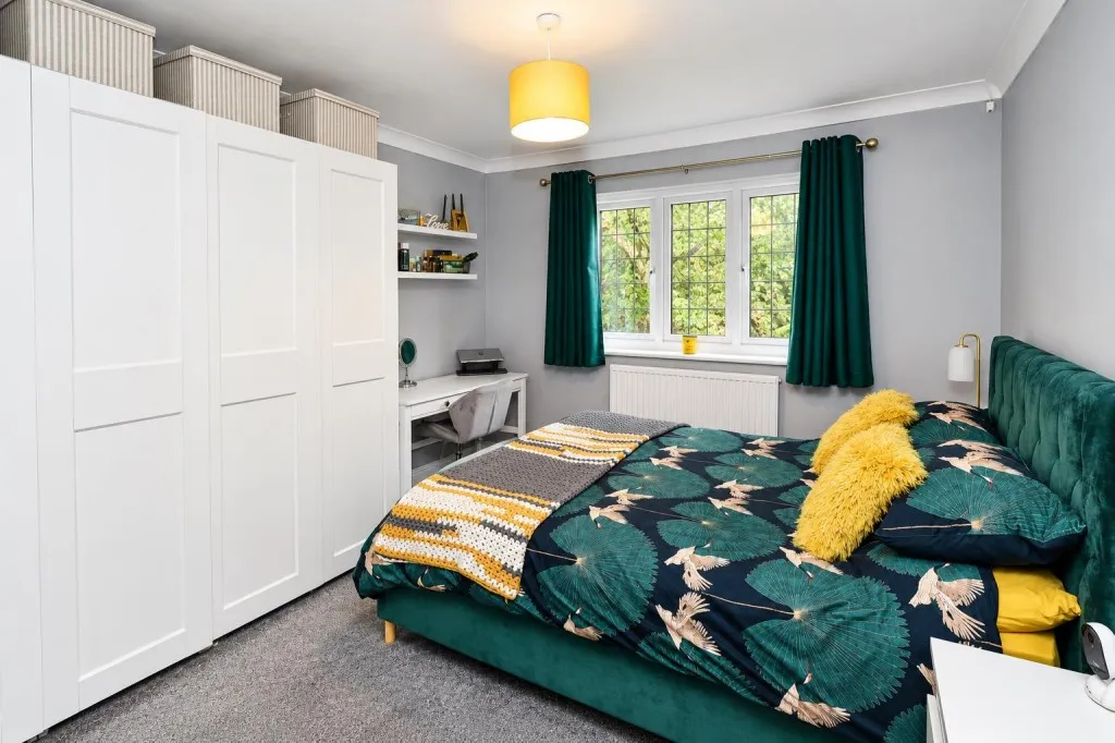 Branksomewood Road, Fleet, photo 7