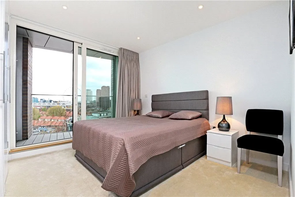 Blackfriars Road, London, SE1, photo 5