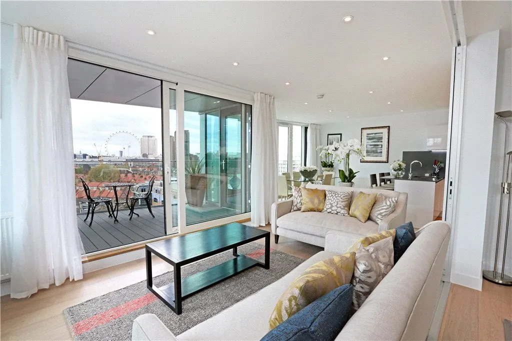 Blackfriars Road, London, SE1, photo 12
