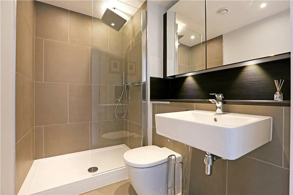 Blackfriars Road, London, SE1, photo 19