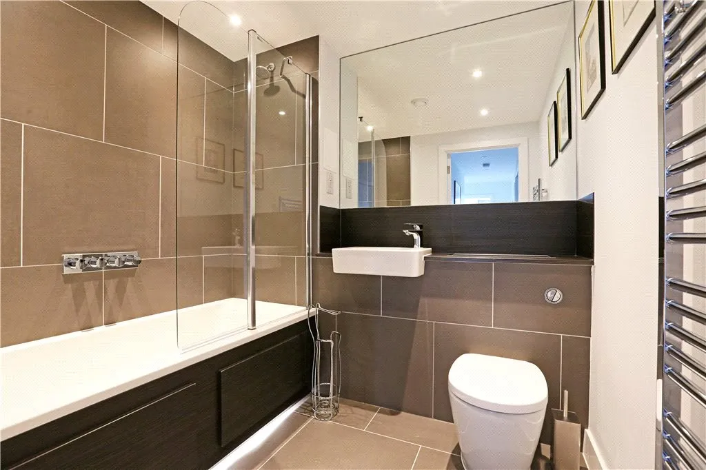 Blackfriars Road, London, SE1, photo 18