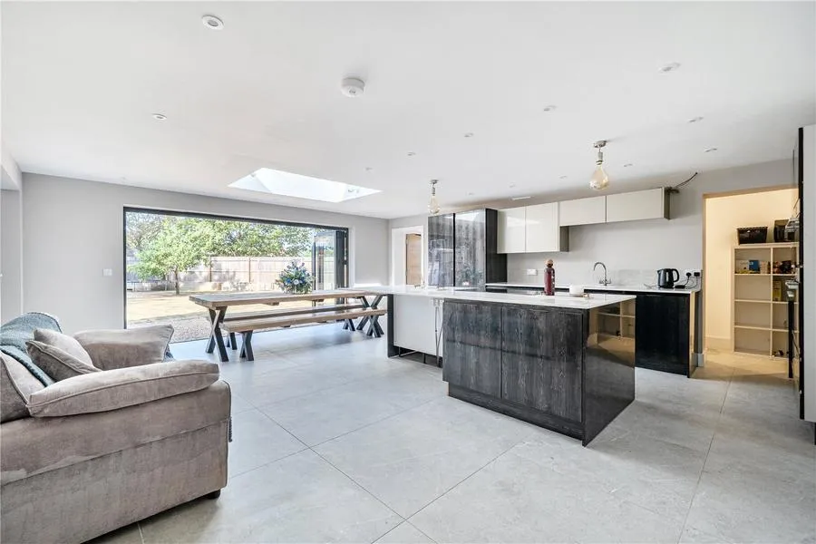 Woodland Crescent, Bracknell, RG42, photo 23