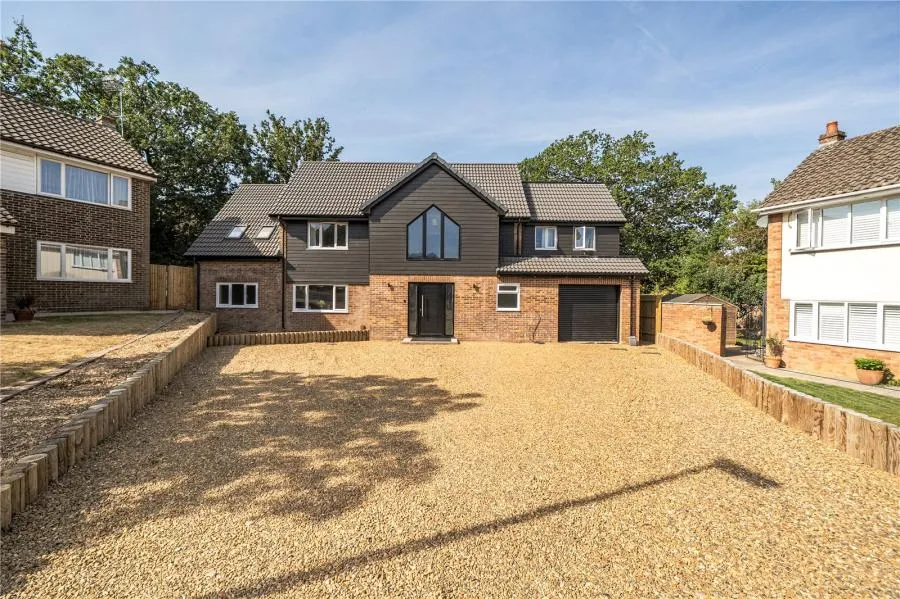 Woodland Crescent, Bracknell, RG42, photo 18