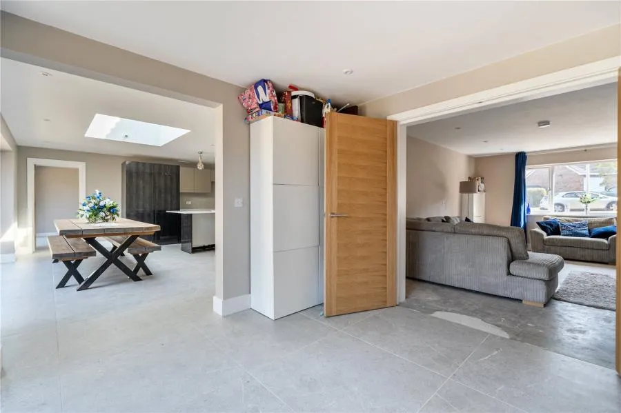 Woodland Crescent, Bracknell, RG42, photo 21