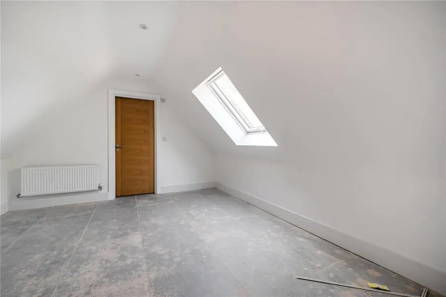 Woodland Crescent, Bracknell, RG42, photo 25