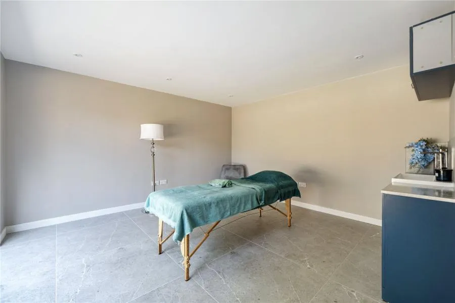 Woodland Crescent, Bracknell, RG42, photo 14