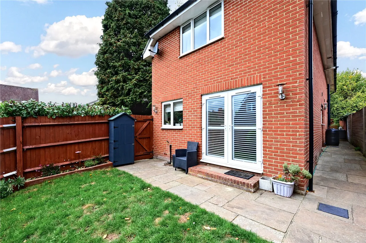 Albert Street, Fleet, GU51, photo 16