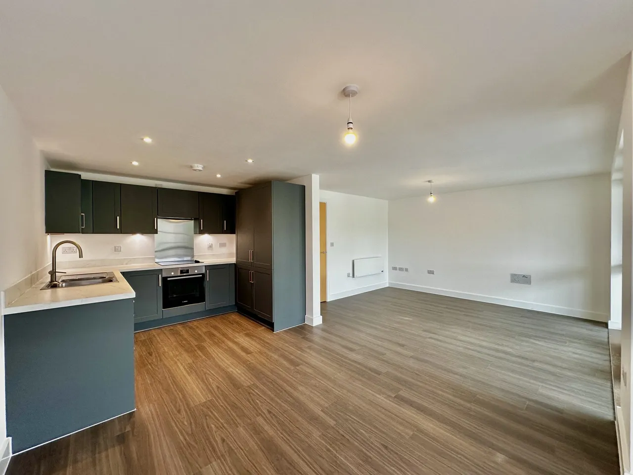 Flat 8, Argo House, Milton Keynes, 34 Atlas Way, MK10 9UF, photo 11
