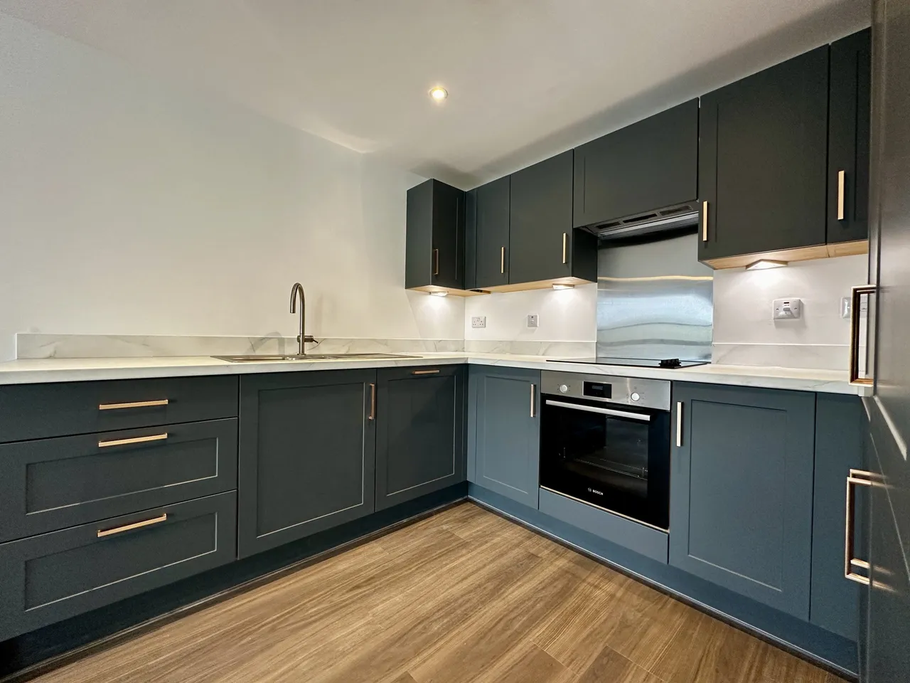 Flat 8, Argo House, Milton Keynes, 34 Atlas Way, MK10 9UF, photo 15
