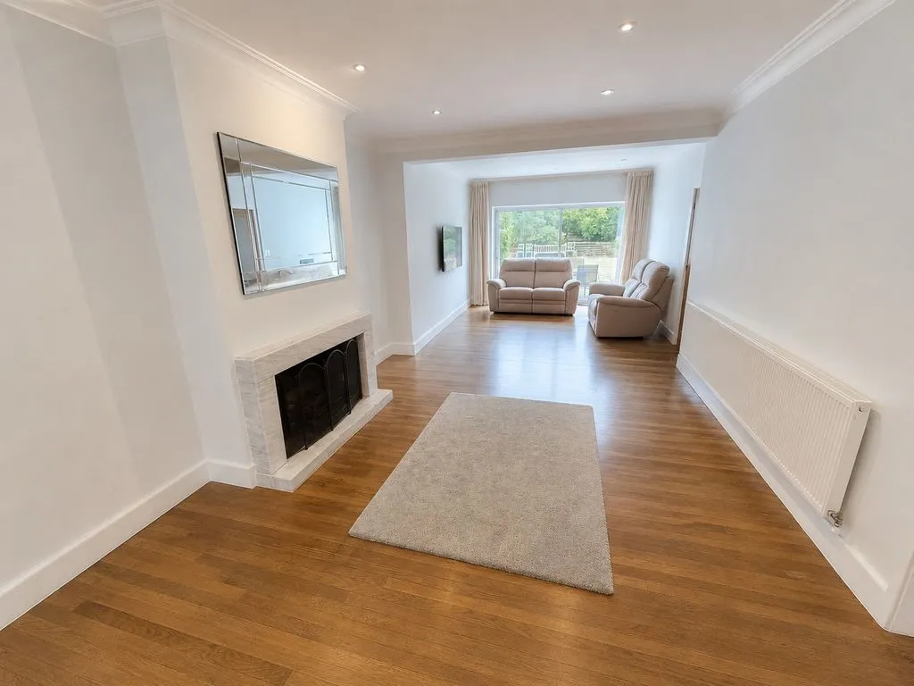 Cavendish Drive, Edgware HA8 7NS, photo 6