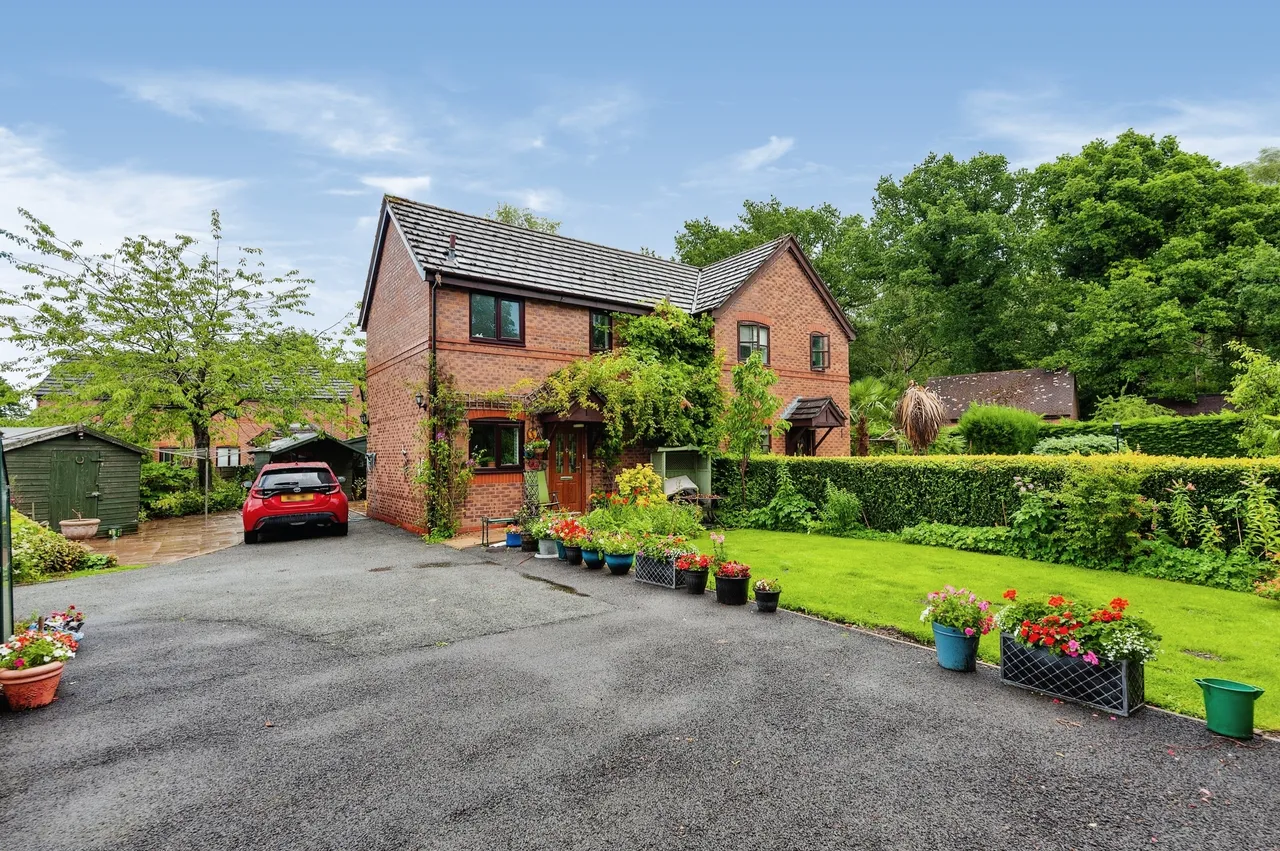 2 bed house for sale — Dooleys Grig, Lower Withington, Macclesfield, Cheshire, SK11