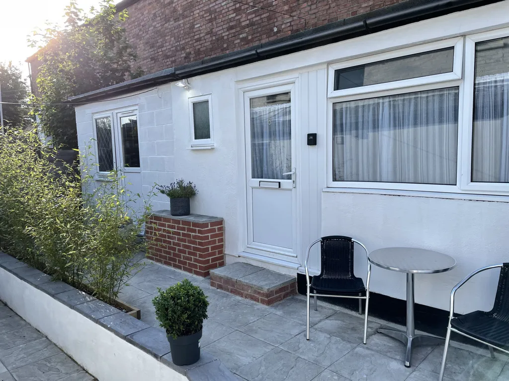 flat to rent, Southcote Road, Bournemouth, BH1