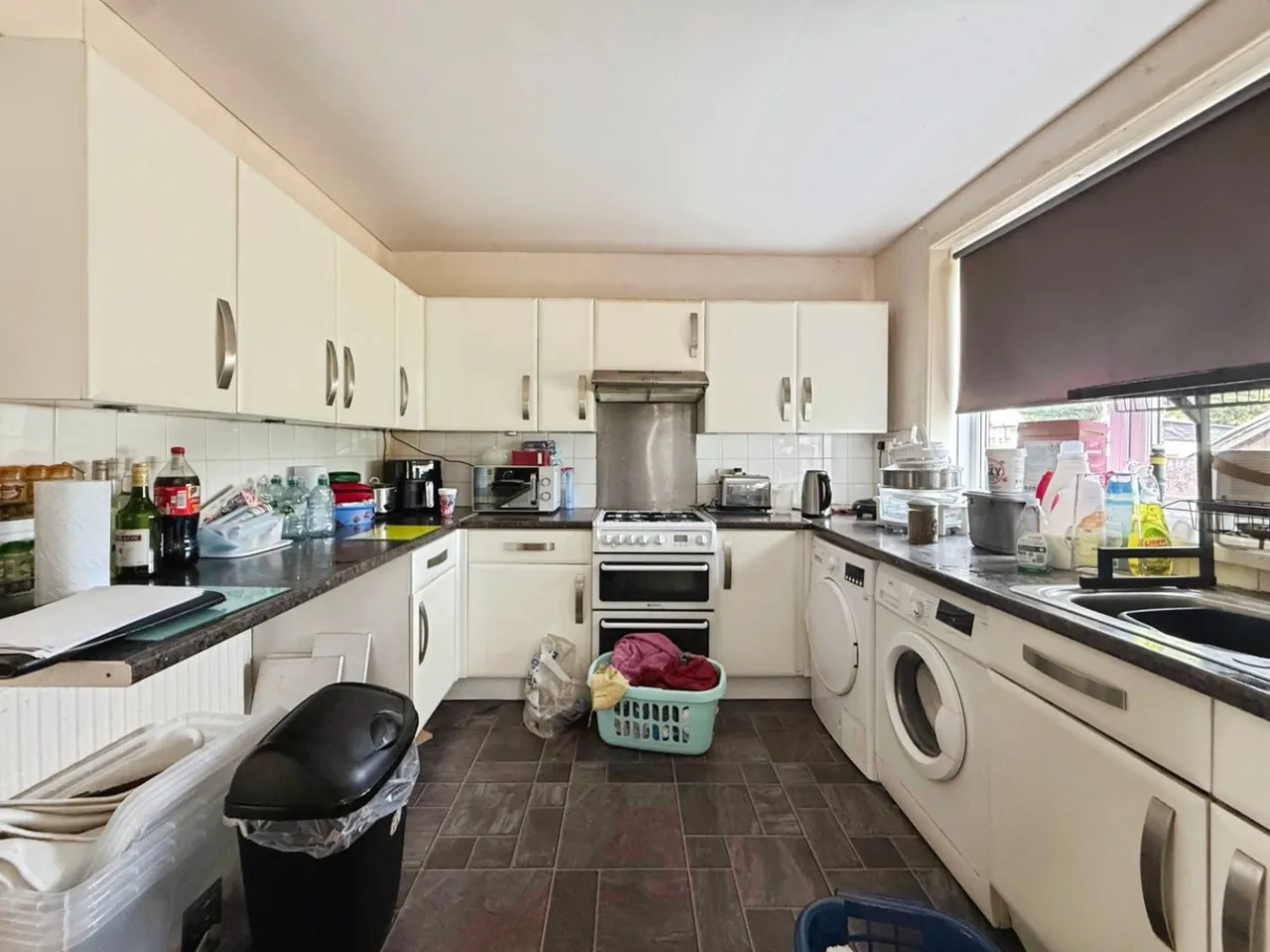 Laxey Crescent, Leigh, photo 4