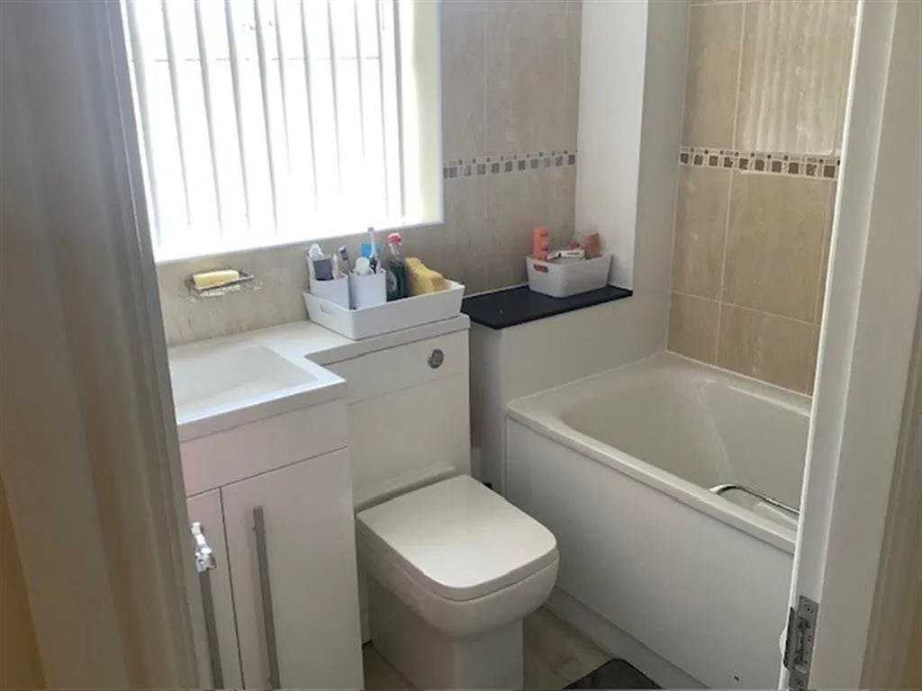 Portree Drive, Buttershaw, Bradford, photo 5