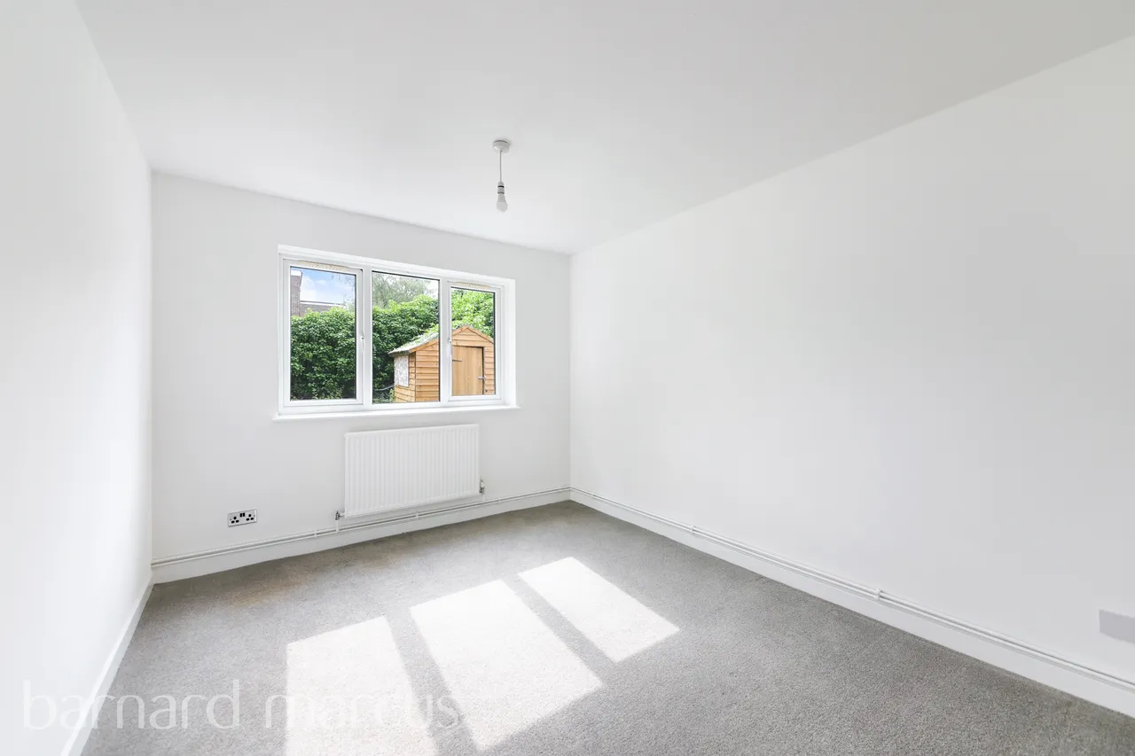 Jengar Close, Sutton, SM1, photo 5