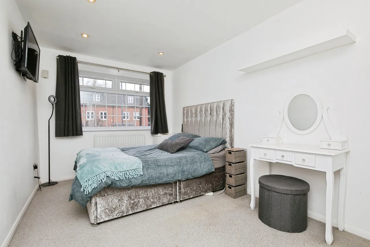Borrowfield Road, Derby, photo 8
