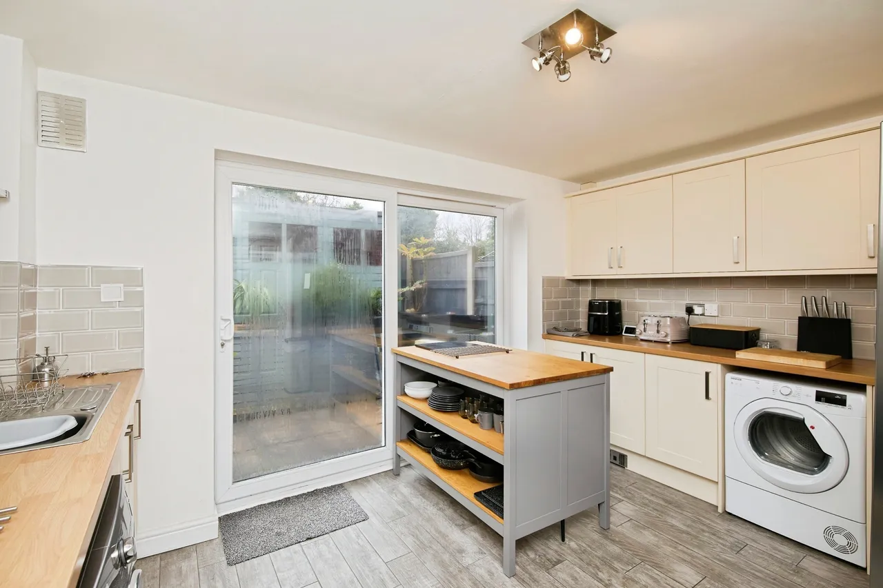 Borrowfield Road, Derby, photo 4