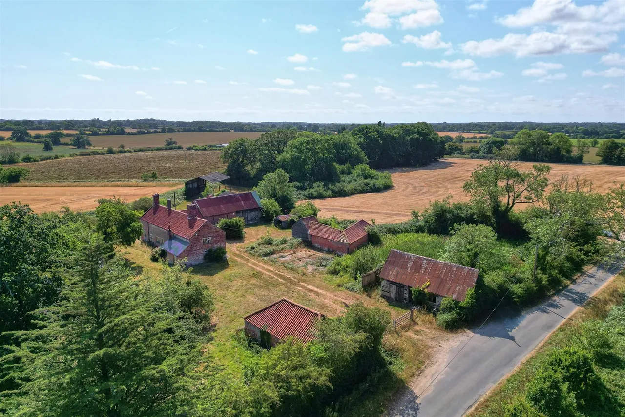 Southwell Road, Stoven, NR34, photo 17