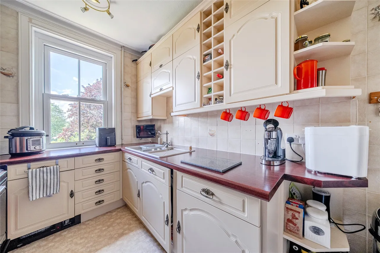 Portesbery Road, Camberley, GU15, photo 10