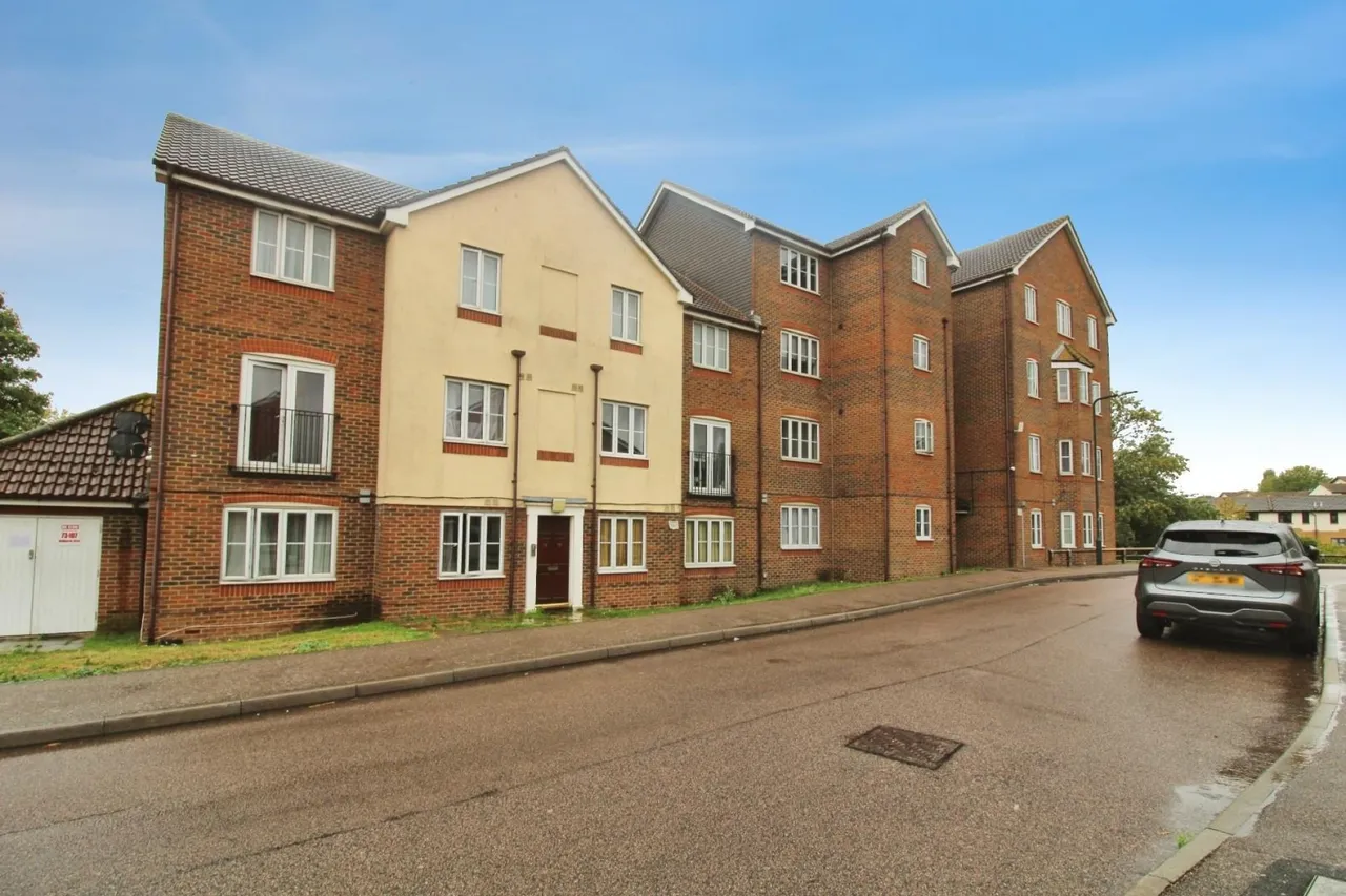 Redbourne Drive, Thamesmead, photo 11