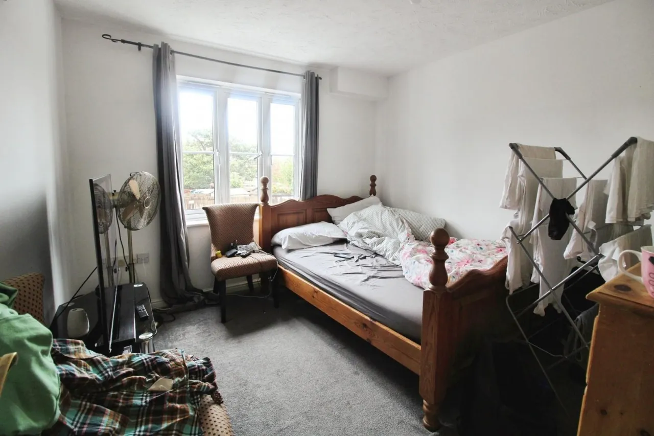 Redbourne Drive, Thamesmead, photo 7