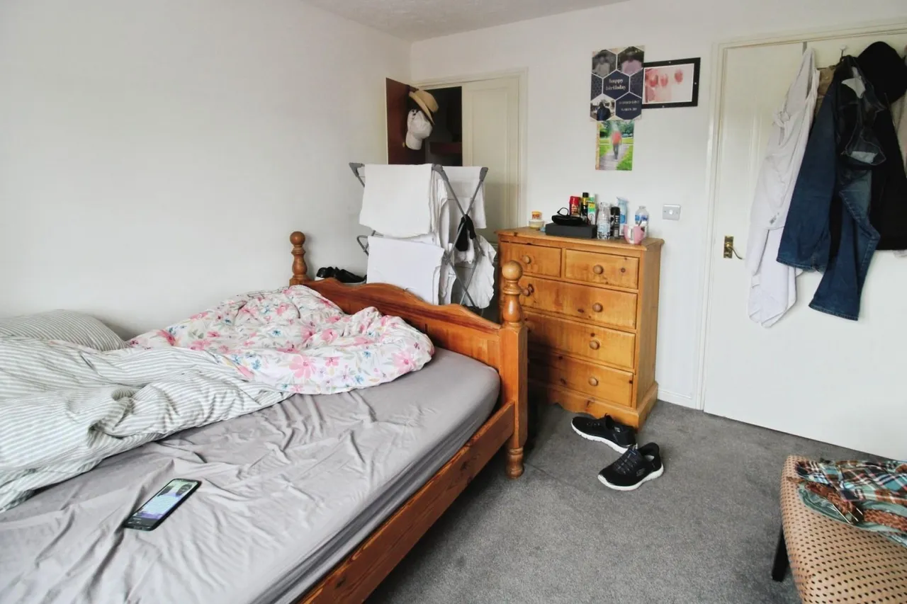 Redbourne Drive, Thamesmead, photo 6