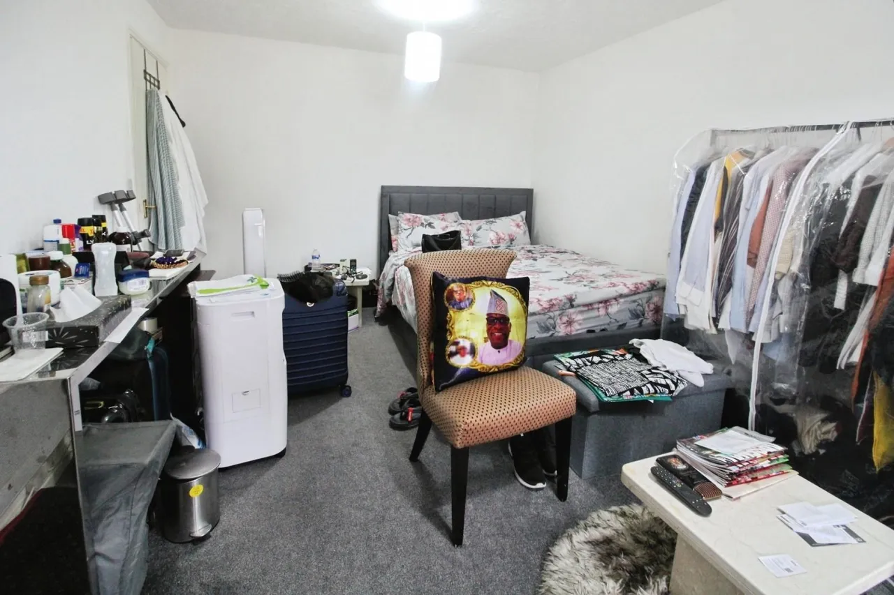 Redbourne Drive, Thamesmead, photo 5