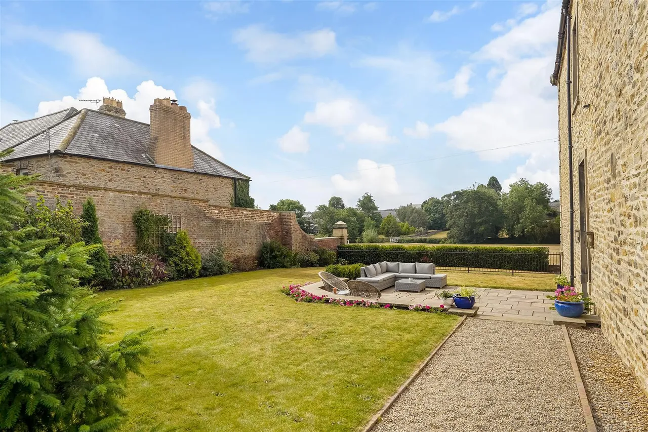 Aldbrough Hall, Aldbrough St. John, photo 20