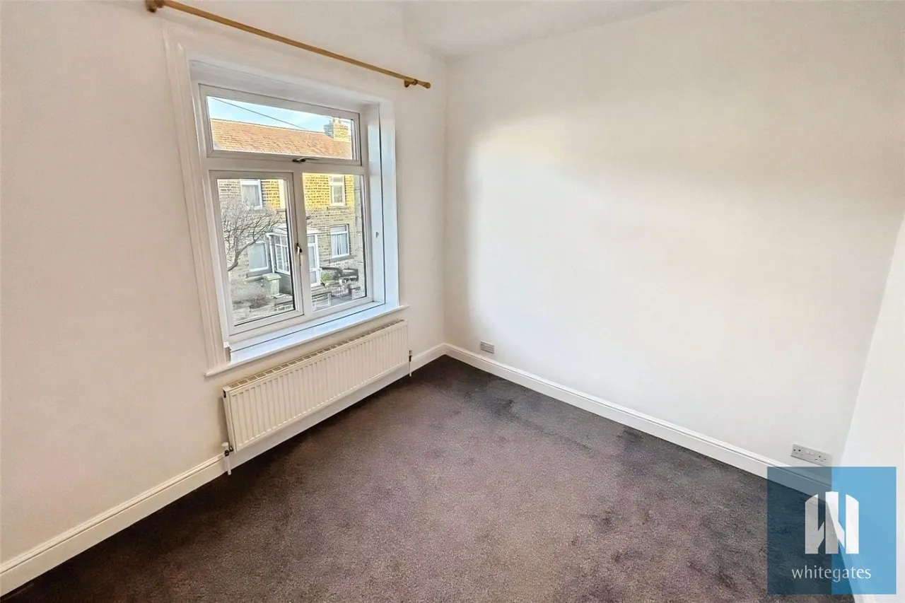 Wellington Street, Lindley, HD3, photo 9