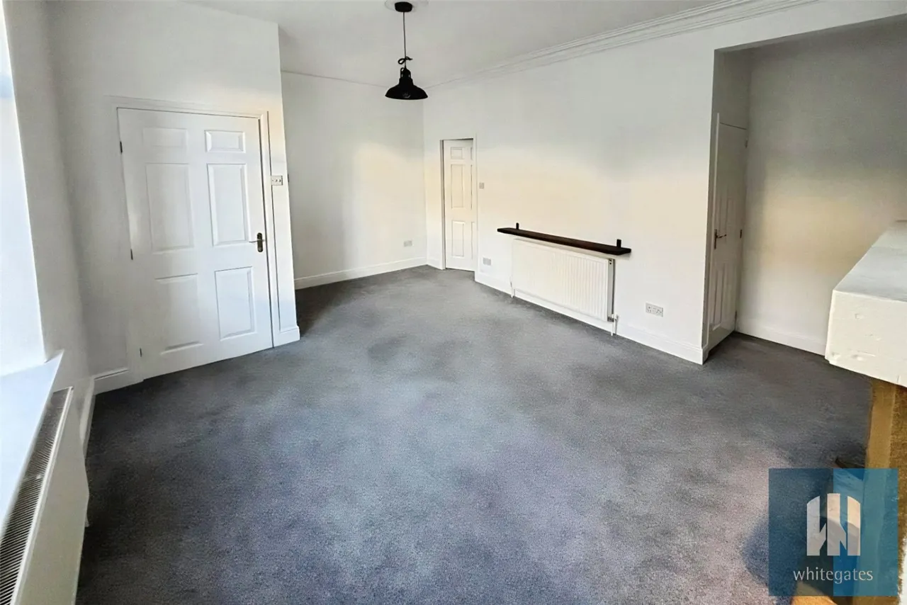 Wellington Street, Lindley, HD3, photo 13