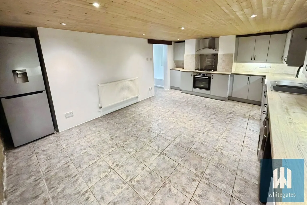 Wellington Street, Lindley, HD3, photo 7