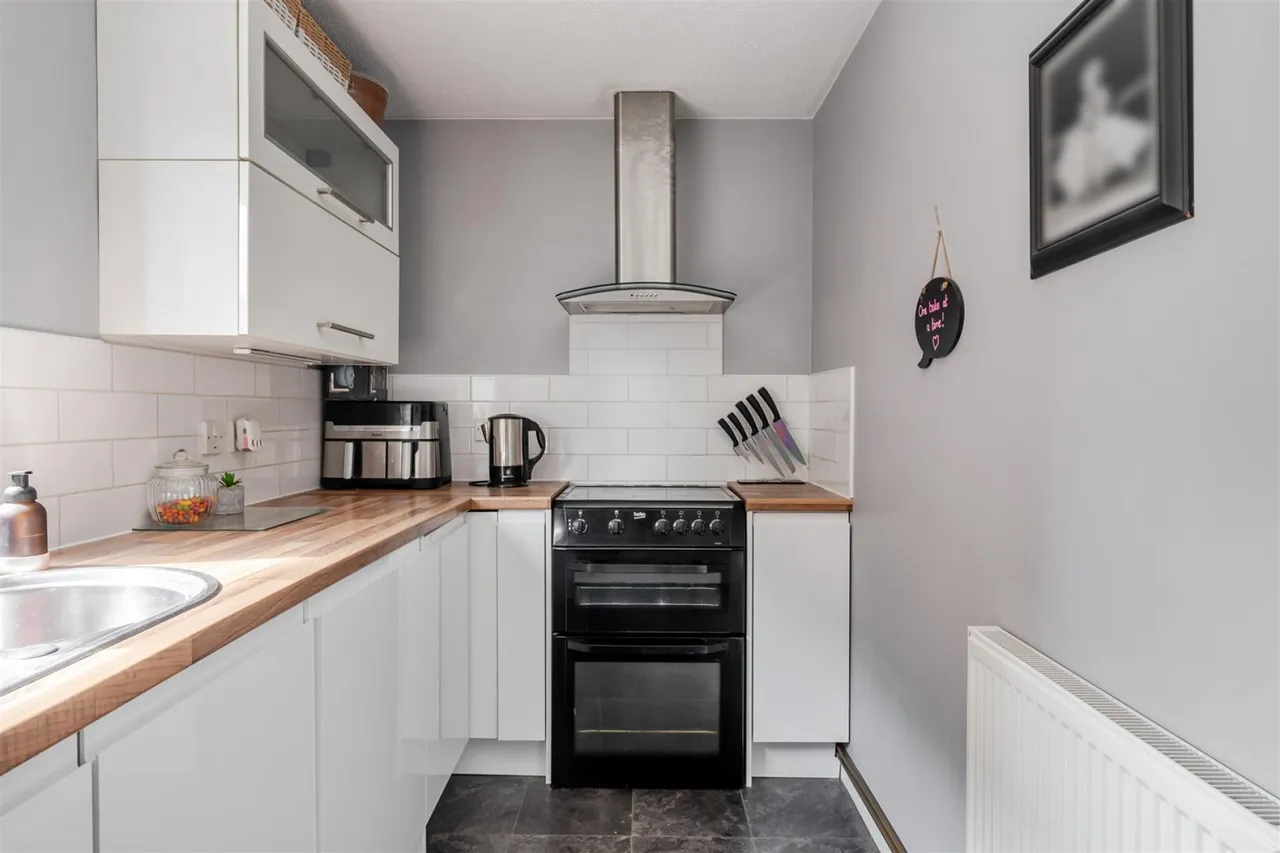 New Walls, Totterdown, BS4, photo 7
