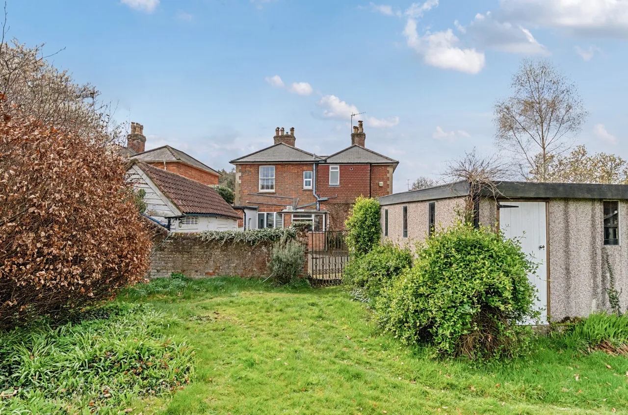High Street, Bramley, GU5, photo 18
