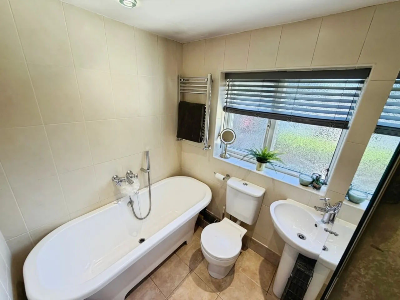 Foxdene, Little Sutton, CH66, photo 42