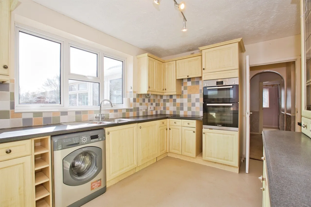 Furland Road, Crewkerne, photo 11