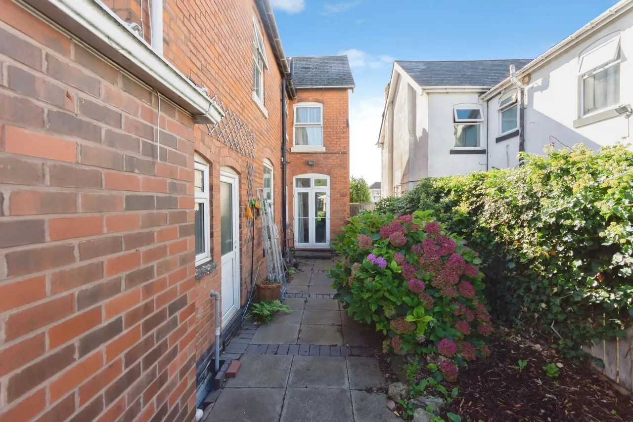 Warwick Road, Acocks Green, B27, photo 25