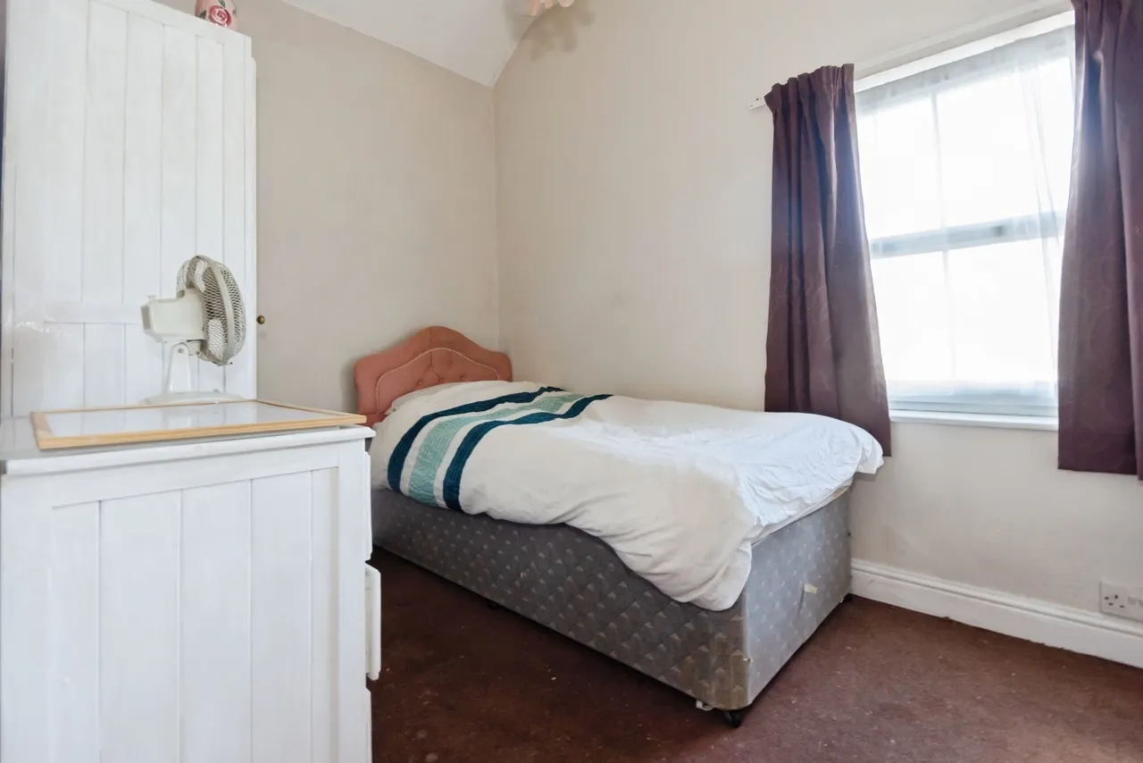 Warwick Road, Acocks Green, B27, photo 20